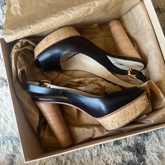 PRADA BLACK PEEP TOE CORK PLATFORM PUMPS - box included - Picture 17 of 17